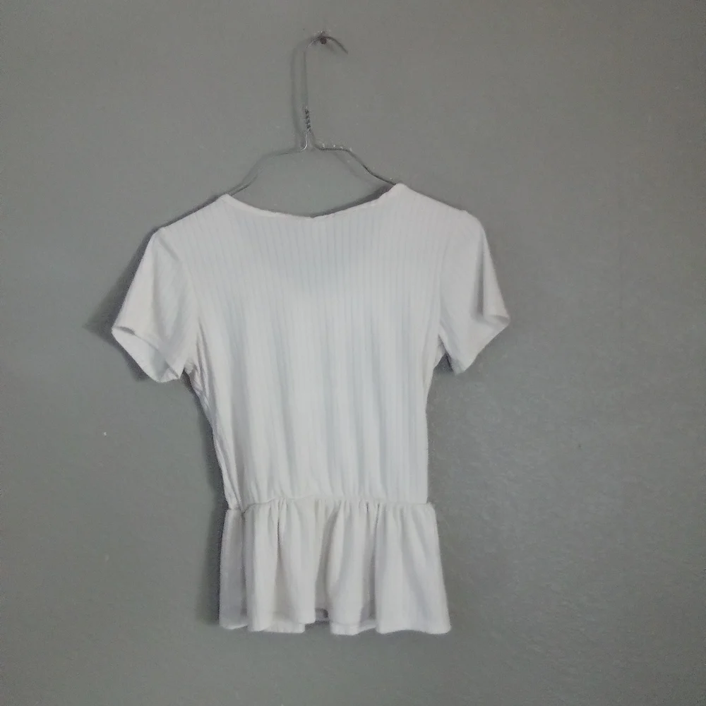 White Kids Top with Button Accents ( Bag M )